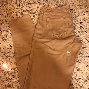 NWT Hollister tan pants size 9